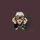 New 3D Acrylic Iris Apfel Brooch Pin Women Figure Brooches Fashion Accessory