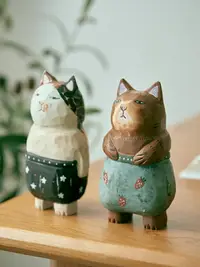 在飛比找樂天市場購物網優惠-木雕小貓咪擺件實木手工創意日常生日送禮卡通招財貓桌面裝飾品