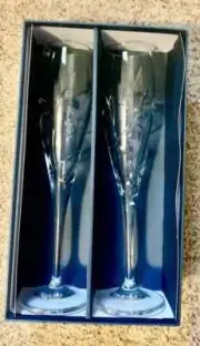 NEW in BOX-Set of 2 - Marquis by Waterford Crystal Caelyn Champagne Flute-Czech