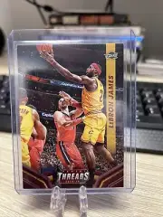 2014-2015 LeBron James Panini Threads Cavaliers #119