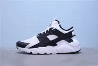 在飛比找Yahoo!奇摩拍賣優惠-NIKE Air Huarache Run Ultra 黑白