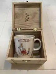 Limited Edition Peter Rabbit Mug In Wooden Box New JAPAN