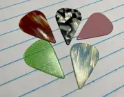 5 Vintage (1960s) Pointy Guitar Picks