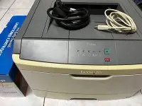 在飛比找Yahoo!奇摩拍賣優惠-(大樹的家): LexMark E260DN黑白雷射印表機 