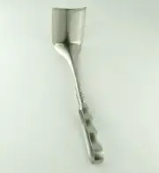 56-63001 kelly retractor 9 3/4" loop handle 3" x 2.5"