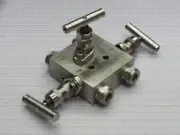 SWAGELOK SS-M3NBFS8-G INSTRUMENT PRESSURE MANIFOLD T203385