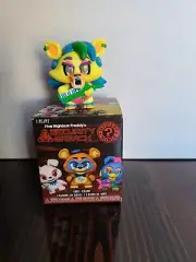 Funko Five Nights at Freddy's Security Breach Roxanne wolf 1/24 mystery mini