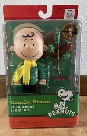 Charlie Brown w/Hat,Scarf,Pathetic Tree Figure Christmas Poseable 2010Round 2