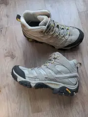 Merrell Moab 2 Mid Vent Hiking Sneaker Boots Shoe Womens 8 Taupe Beige