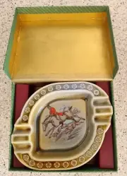 Vintage Wade Co. Armagh Irish Pottery Ashtray - Equestrian Scene. New In Box