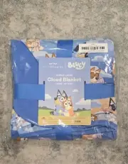 NIB Little Sleepies Bluey Sleepytime Cloud Blanket