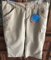 COLUMBIA Women's Sz 10 Bit-O-backside Cargo Knee Pants Omni-shade Khaki NWT