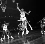 Philadelphia Warriors Wilt Chamberlain In Action 1960 Old Basketball Photo 8