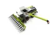CLAAS LEXION 6900 TT 1:32 Scale Combine with CORIO 1275 C CONSPEED Corn Head