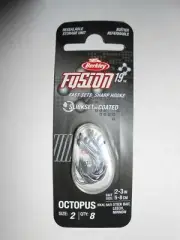 New pack of Berkley Fusion 19 Octopus Hooks Size 2 Qty 8 Resealable Storage Unit