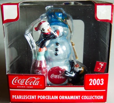 Coca-Cola: 2003 SNOWMAN & PENGUINS PEARLESCENT PORCELAIN Ornament - Brand New!