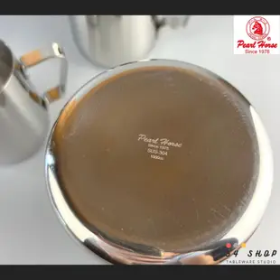 【54SHOP】日本寶馬牌 不銹鋼鏡面拉花鋼杯 350cc 600cc 1000cc 奶泡鋼杯 咖啡器具