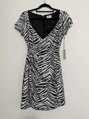 Ladies LPA The Label Size XXS Sequin Black White Dress Cocktail Party BNWT New