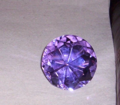 Oleg Cassini Crystal Semi Precious Diamond Elizabeth Lavender Paperweight NIB