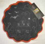 CYNTHIA ROWLEY PLACEMATS (4 ) HALLOWEEN HAUNTED HOUSE 100% POLYESTER NIP