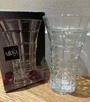 NWT Mikasa Monarchy mini bud Vase