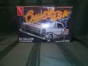 AMT - Cruisin USA - '65 Galaxie Lowrider - 1:25 Model Kit - Sealed WP230