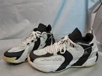 在飛比找Yahoo!奇摩拍賣優惠-Adidas Dame 7 Shaq Reebok Dame