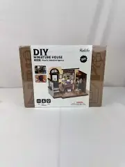 NEW Rolife Becka's Baking House DIY Miniature Dollhouse Kit