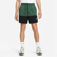 在飛比找ETMall東森購物網優惠-Nike 褲子 Club Shorts 男款 黑 綠 防潑水