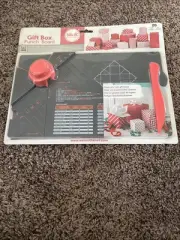 NEW We R Memory Keepers Gift Box Punch Board Creative Gift Wrapping NIP
