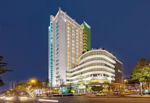 蓮河酒店SenRiver Hotel