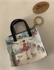 NYC Keychain New York City Coin Pouch Statue Of Liberty New