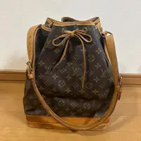 在飛比找蝦皮購物優惠-LOUIS VUITTON 路易威登 肩背包 M42224 