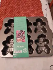 NORDIC WARE CAKELET PAN! BRAND NEW!