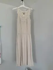 Victoria’s Secret Maxi Dress Lacy Scoop Neck Built In Bra Beige Cream SzS soft