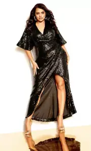 City Chic Luxe Ladies Sweet Lavish Sequins Dress size 14 XS Colour Black