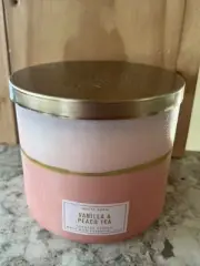Bath & Body Works Vanilla & Peach Tree Large 3 Wick 14.5 oz Candle