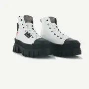 NIB Palladium Revolt High Tx’ Boot in Star White Size 9.5