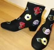 NEW BETSEY JOHNSON BLACK TWIGGY EMBROIDED WOMEN'S BOOTS US 6.5