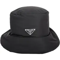 在飛比找Yahoo奇摩購物中心優惠-PRADA Padded 三角牌膨鬆夾棉尼龍漁夫帽(黑色)
