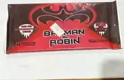 Batman & Robin 1997 Movie Trading Cards (8 Cards/ Pack) 1997 Skybox Widevision