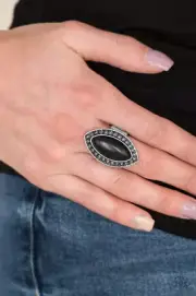 Paparazzi: Aiming For Amazon - Black Ring