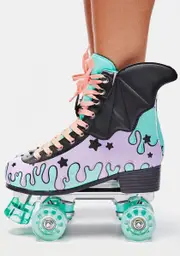 [Trickz N' Treatz] Curse The Dark Roller Skates