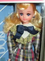 TAKARA Barbie Friend Flora Doll NRFB MIB
