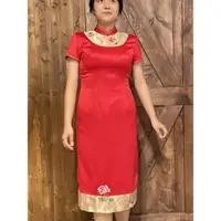 在飛比找蝦皮購物優惠-蔡孟夏/龍笛 紅色短袖繡花旗袍