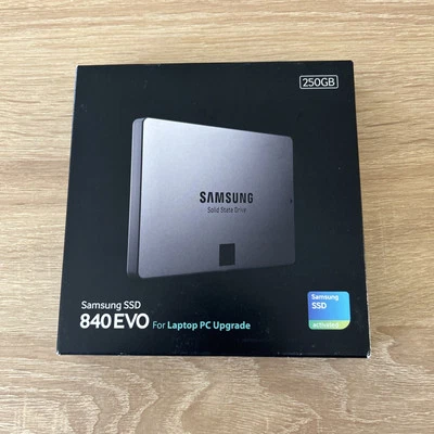 Samsung 870 EVO 250GB SSD SATA 2.5-6.3cm Internal Solid State Drive (MZ-77E250)