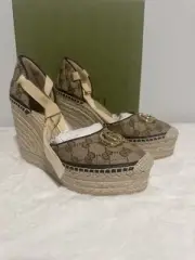 GUCCI Pilar GG Ankle Tie Espadrille Platform Wedge Size 41/ US 11 in Beige/Brown