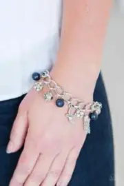 Paparazzi LADY LOVE DOVE blue bracelet