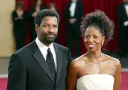 Denzel Washington wife Pauletta at 75th Academy Awards Kodak Thea- 2003 Photo