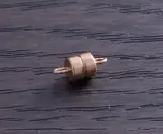 One 14k Gold Magnetic Barrel Clasp DB4P